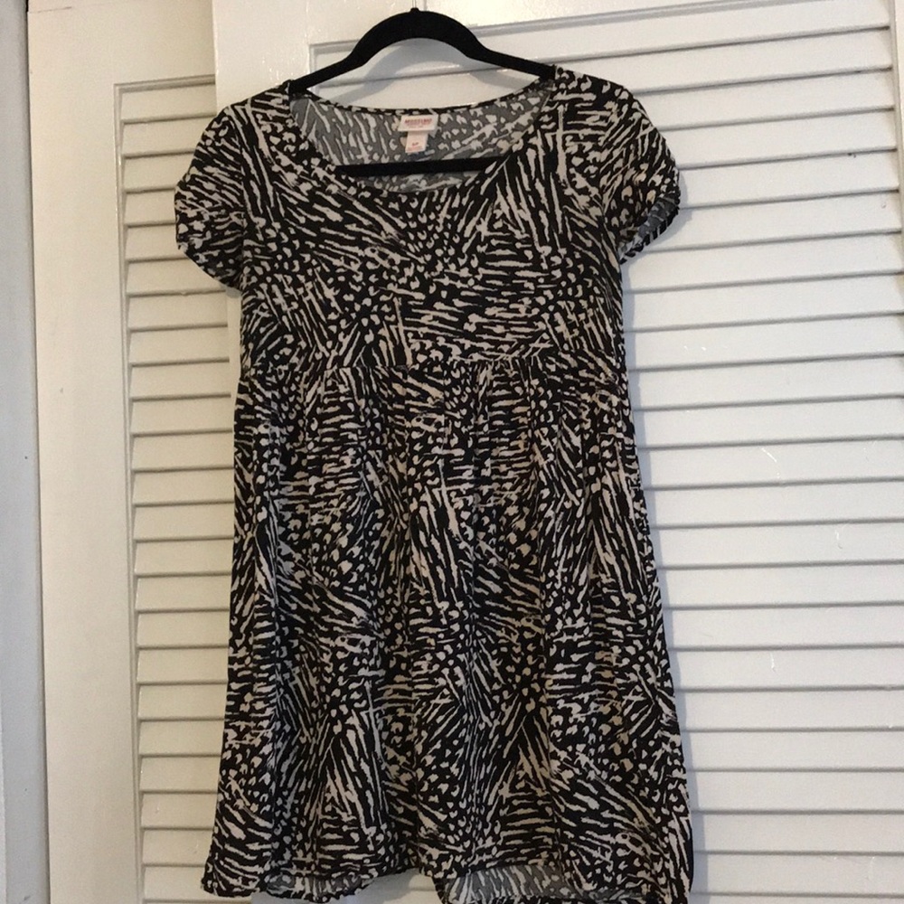 Babydoll black printed dress